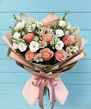Букет цветов из:  Розы, Альстромерии и Лизиантусы в Поповскую