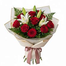 Букет цветов из:  Лилии и Розы в Поповскую