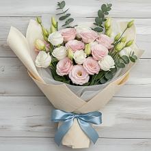 Букет цветов из:  Лизиантусы #REPLACE_PRED# Поповскую