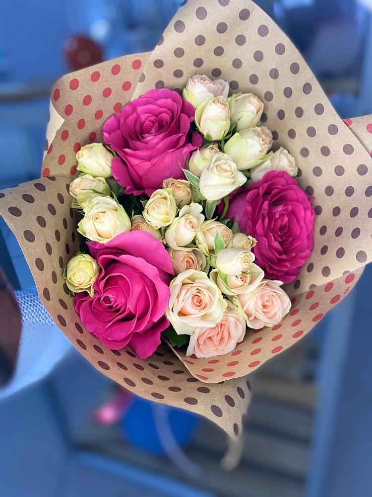 Букет цветов из: Розы в Поповскую