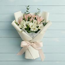 Букет цветов из:  Альстромерии #REPLACE_PRED# Поповскую