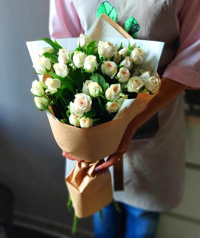 Букет цветов из: Розы в Поповскую