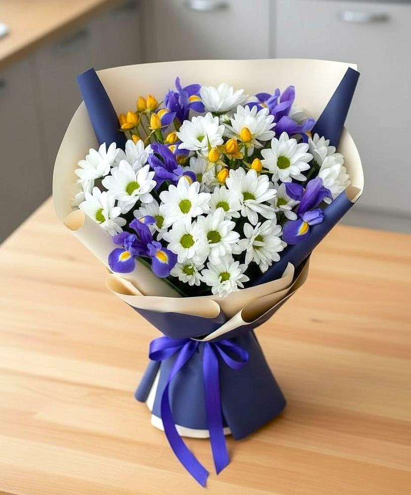 Букет цветов из: Розы, Ирисы и Хризантемы в Поповскую