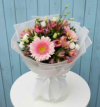 Букет цветов из:  Герберы, Альстромерии и Лизиантусы #REPLACE_PRED# Поповскую