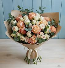 Букет цветов из:  Альстромерии и Розы в Поповскую