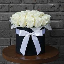 Цветочная композиция из Розы в шляпной коробке #REPLACE_PRED# Поповскую